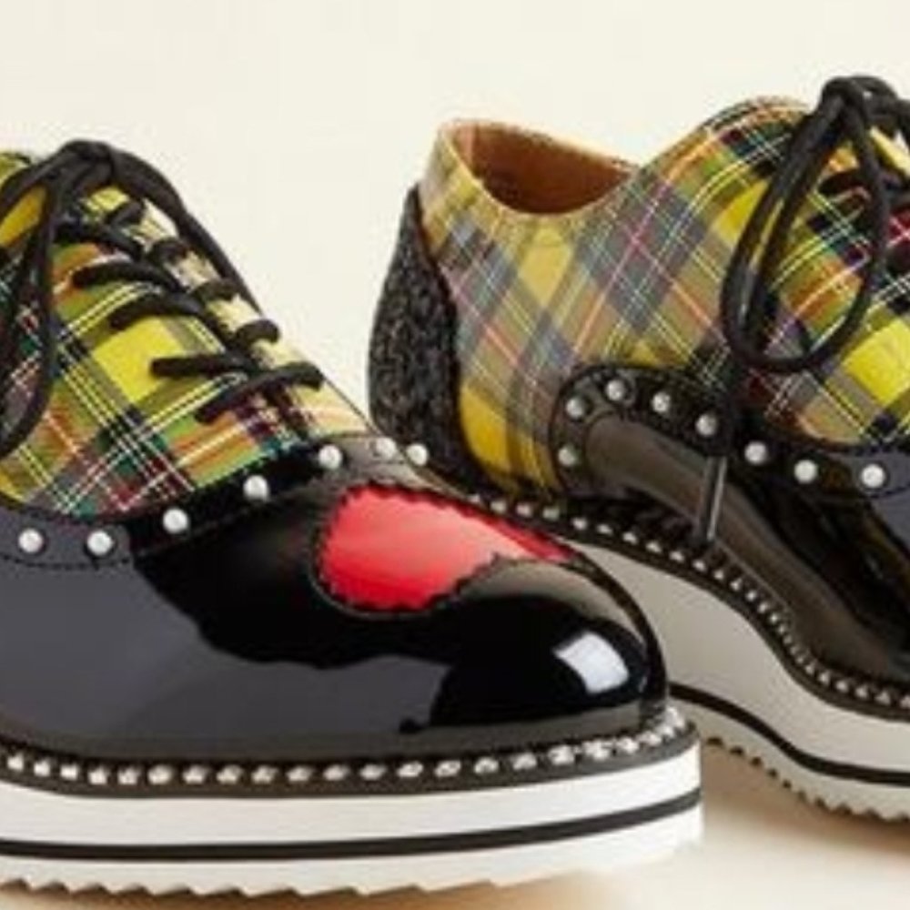 Torrid Betsey Johnson Oxford Shoes Yellow Heart Plaid Sz 9.5 WW